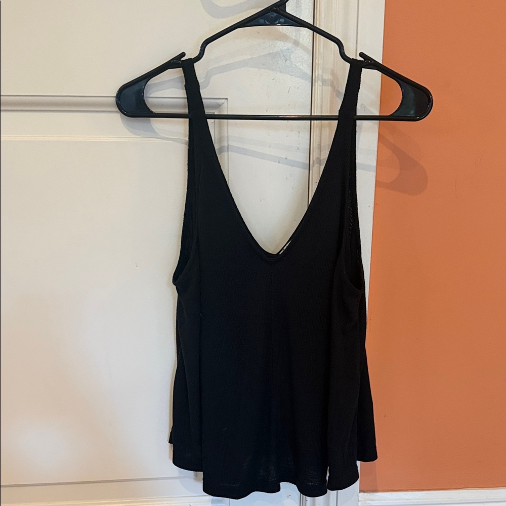 Chic Black Sleeveless Tank Top